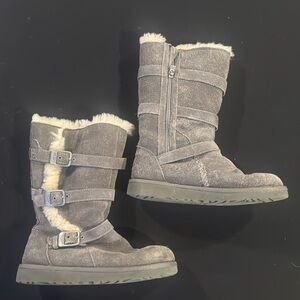 UGG Maddi S/N 1001520 Black Tall Zip Buckle Boots Size 4 M UGGs Girls